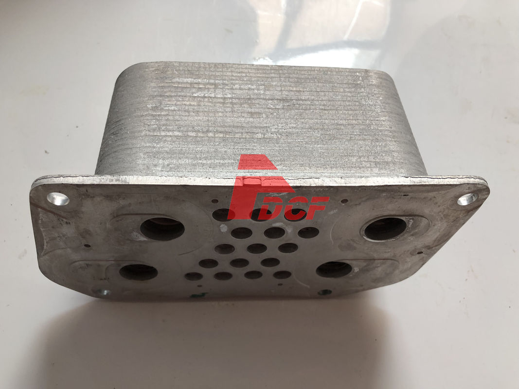 D6D Engine Oil Cooler Cover Core Untuk Suku Cadang Mesin